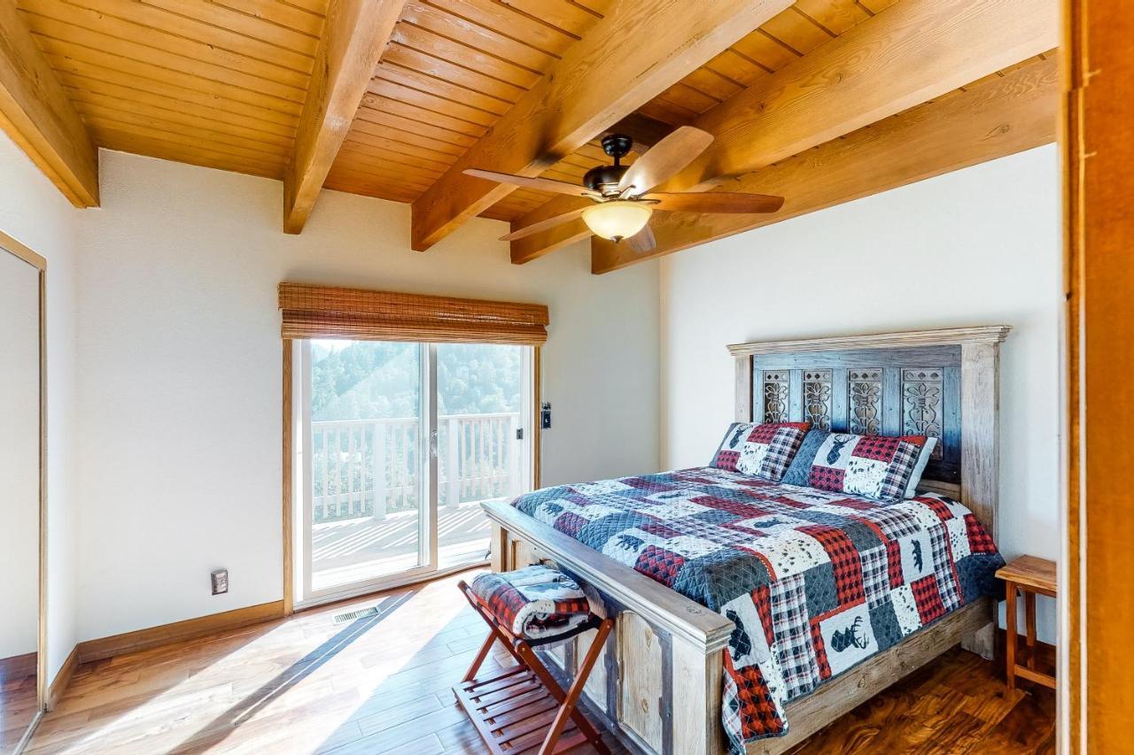 Lake View Magic Crestline Exterior photo